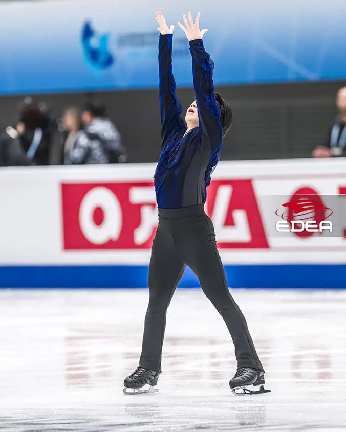 Ice Gallery Skates U.S.